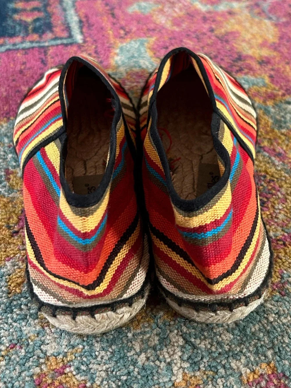 Cousu Main | Women’s Red/Orange/Multi Striped 2 Espadrilles Canvas Flasts Size 6